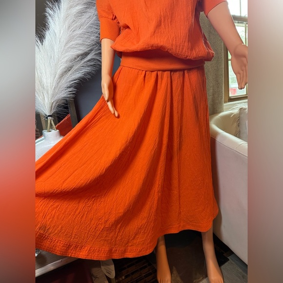 Vibrant Orange Shirt  A-Line Midi Skirt with Pleats - Picture 9 of 11